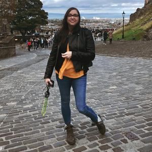 Meet your Posher, Lauren